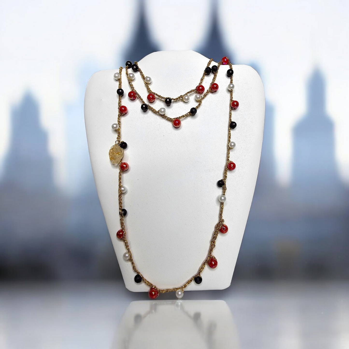 Handmade crochet necklace "Mil Vueltas"