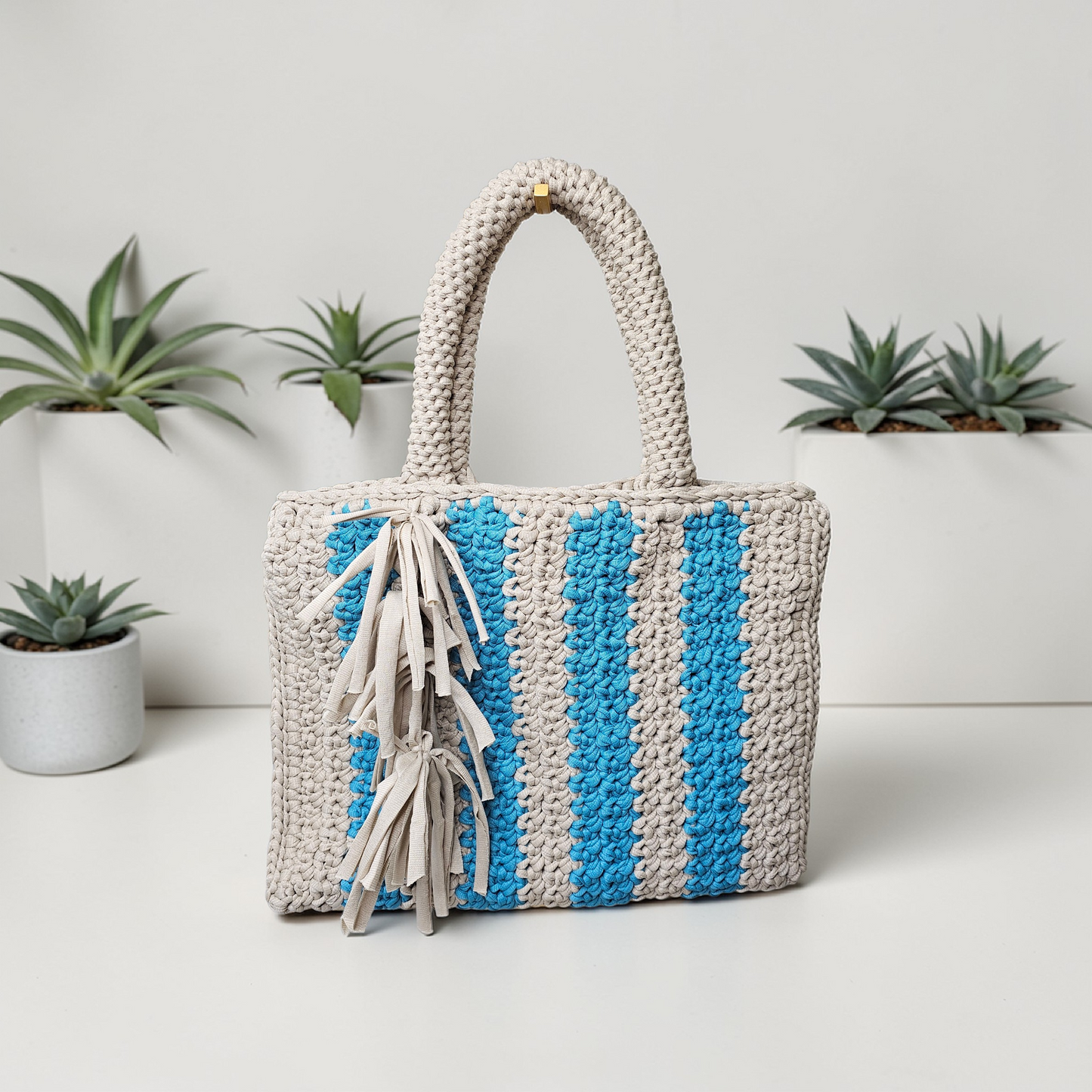 Striped two tone summer tote