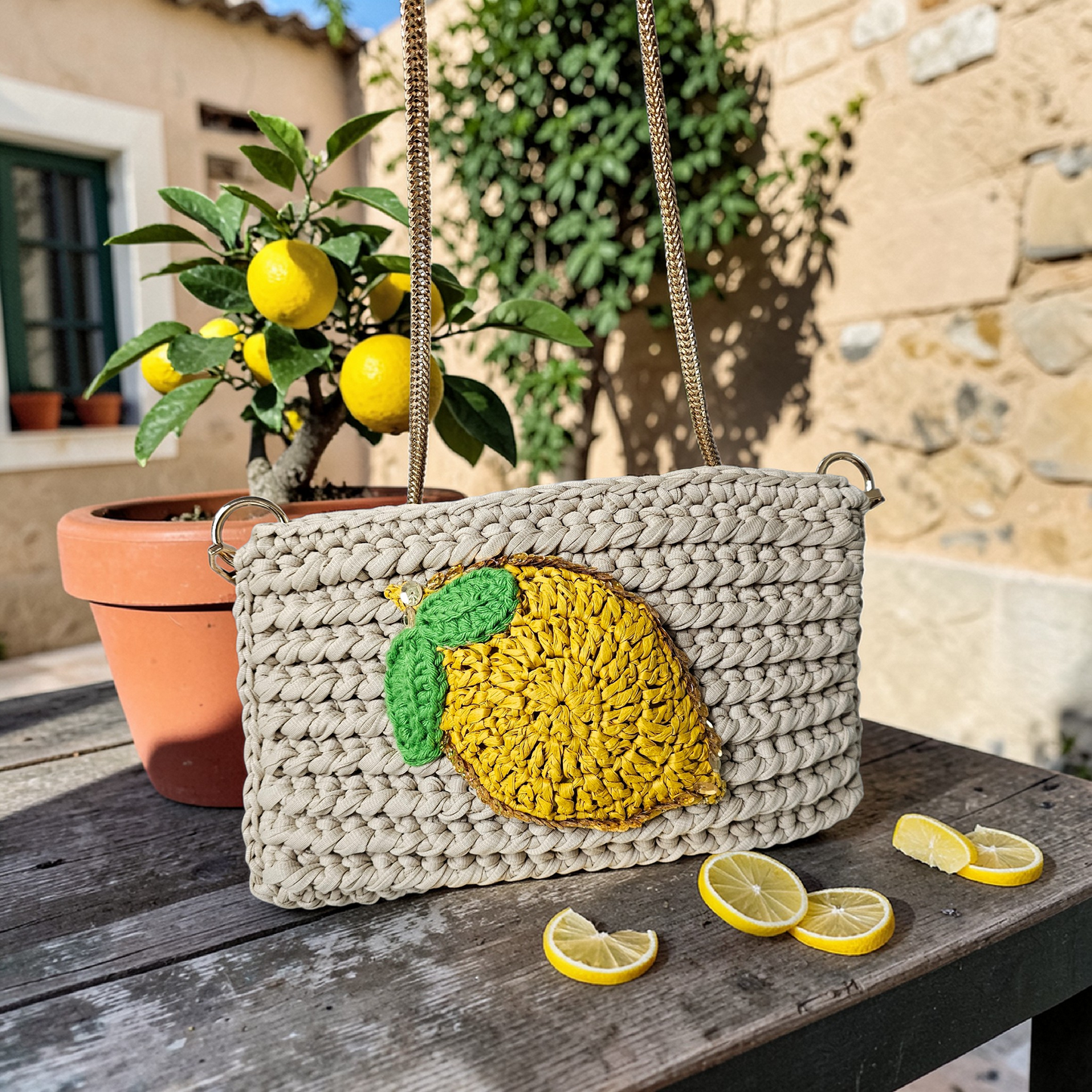 Amalfi clutch