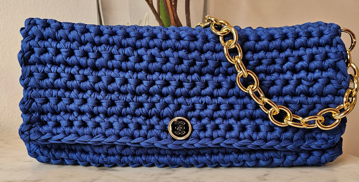 Elegant clutch