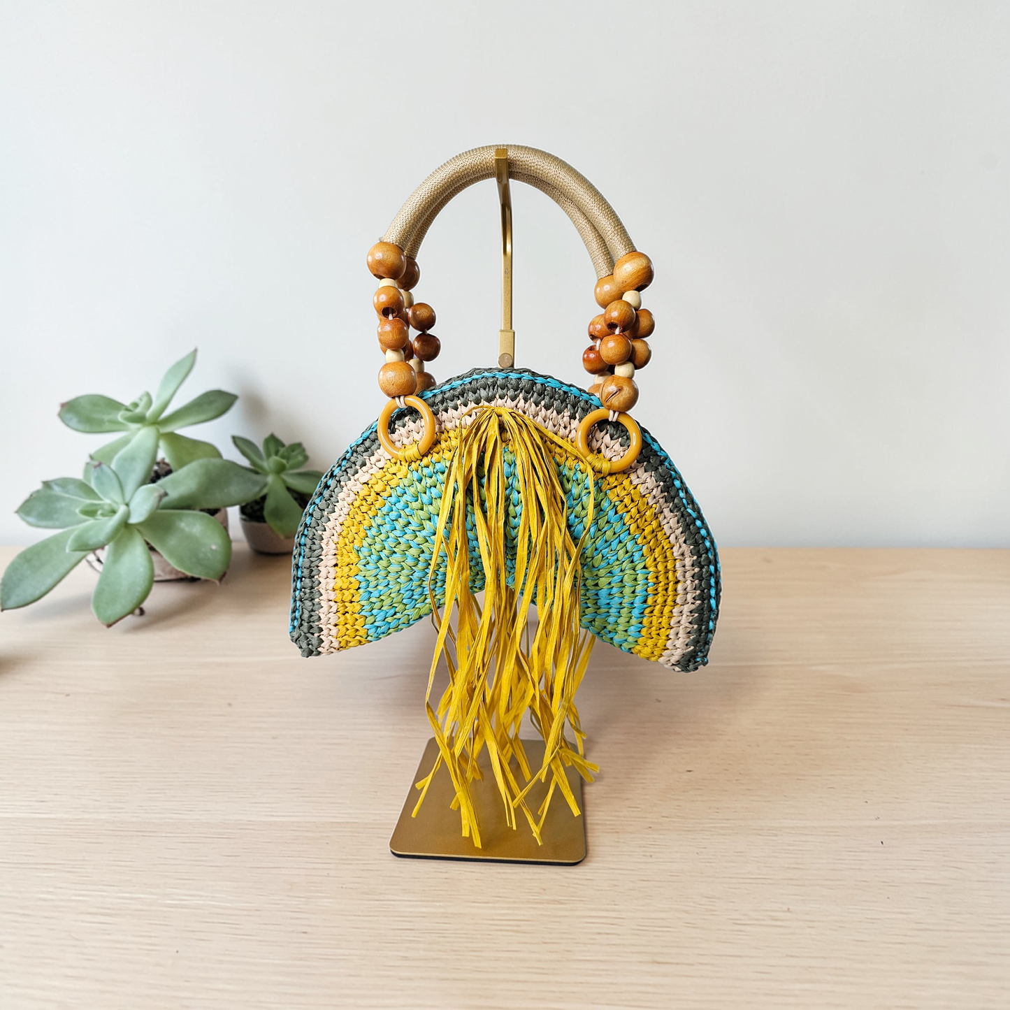 Raffia semi round clutch