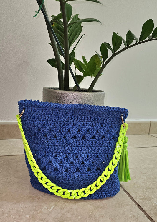 Macrame crochet bag