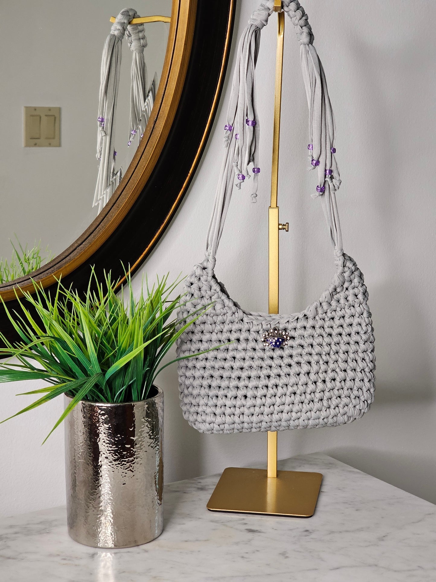 Adjustable handle bag