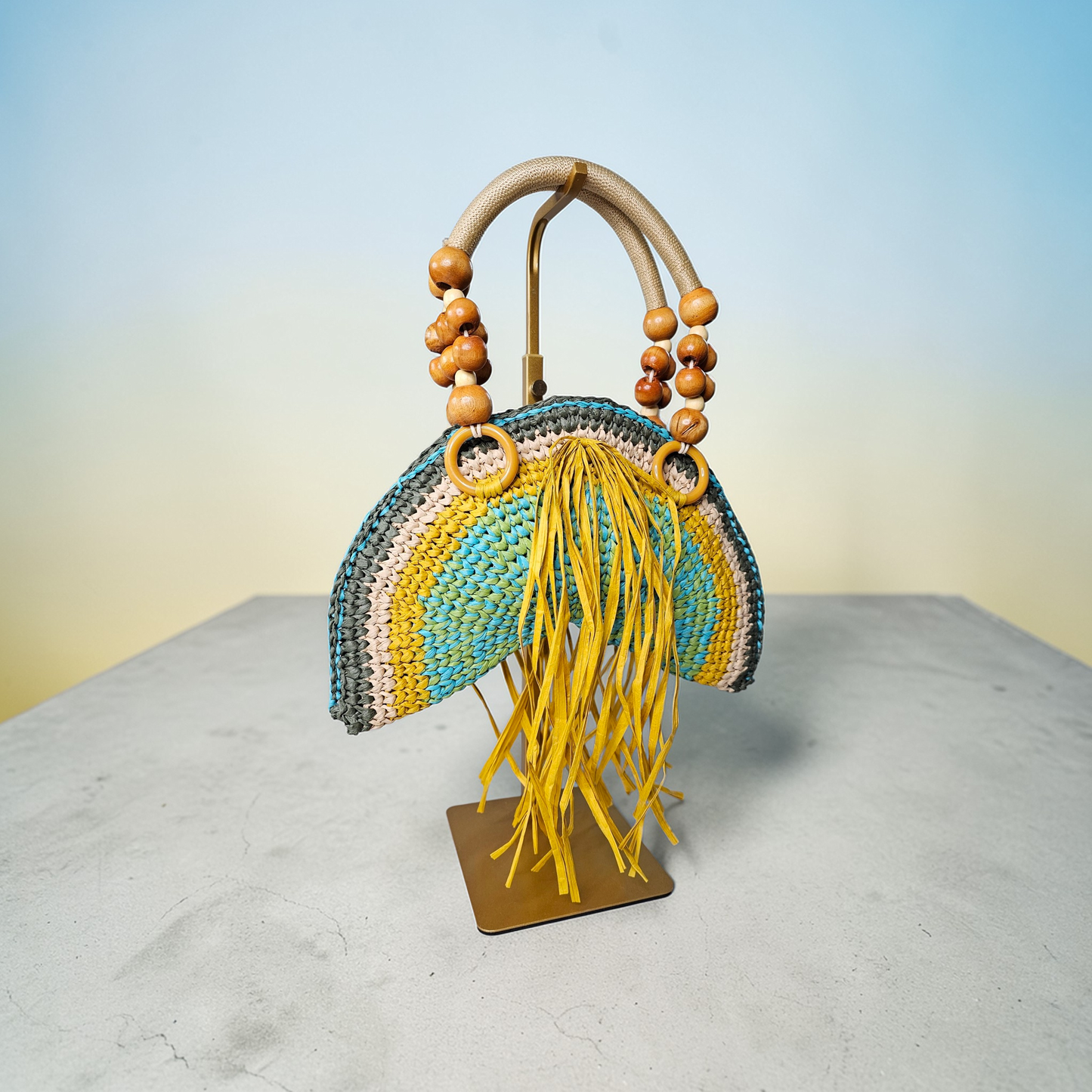 Raffia semi round clutch
