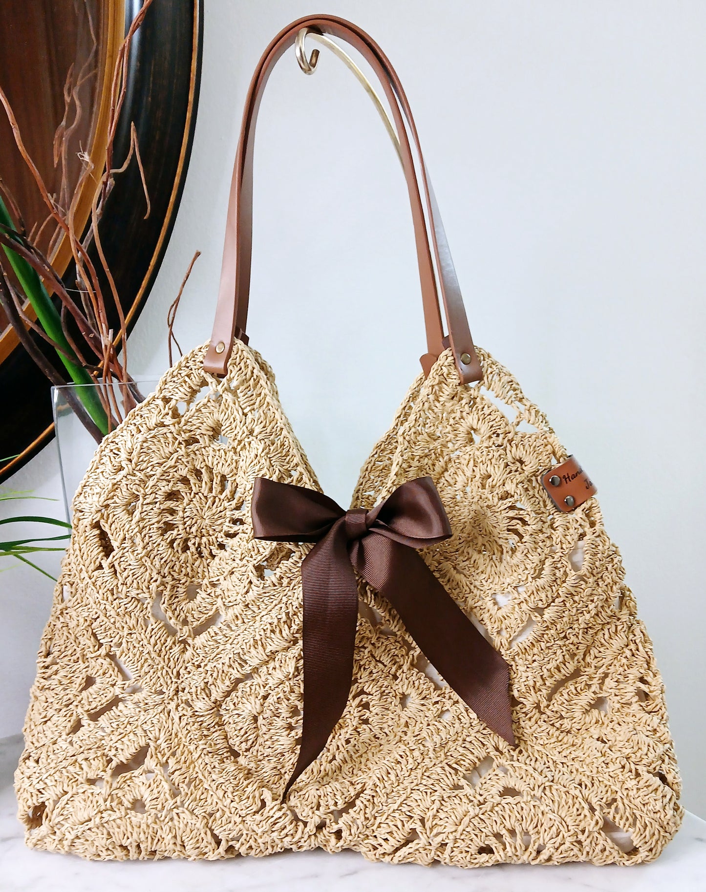 Large raffia crochet bag